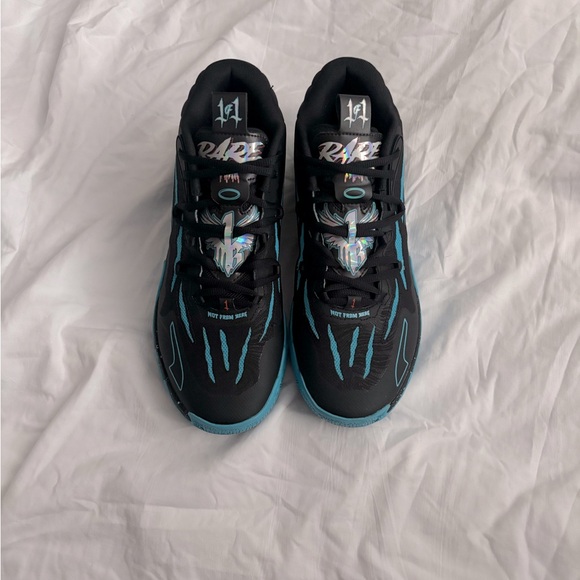 Puma lamelo MB.03 BLUE HIVE SIZE 9.5